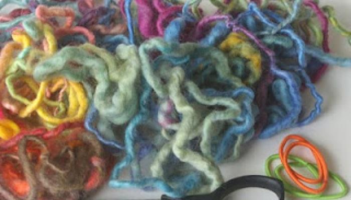 Плетение цветочка из мулине: мастер-класс